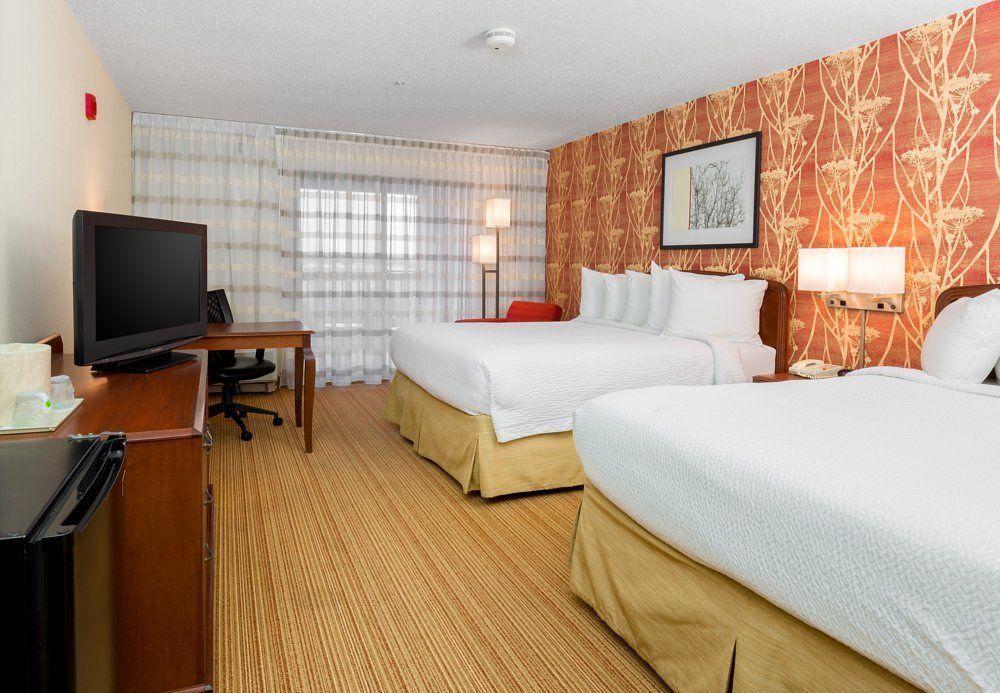 Courtyard Chicago Bloomingdale Hotel Eksteriør billede