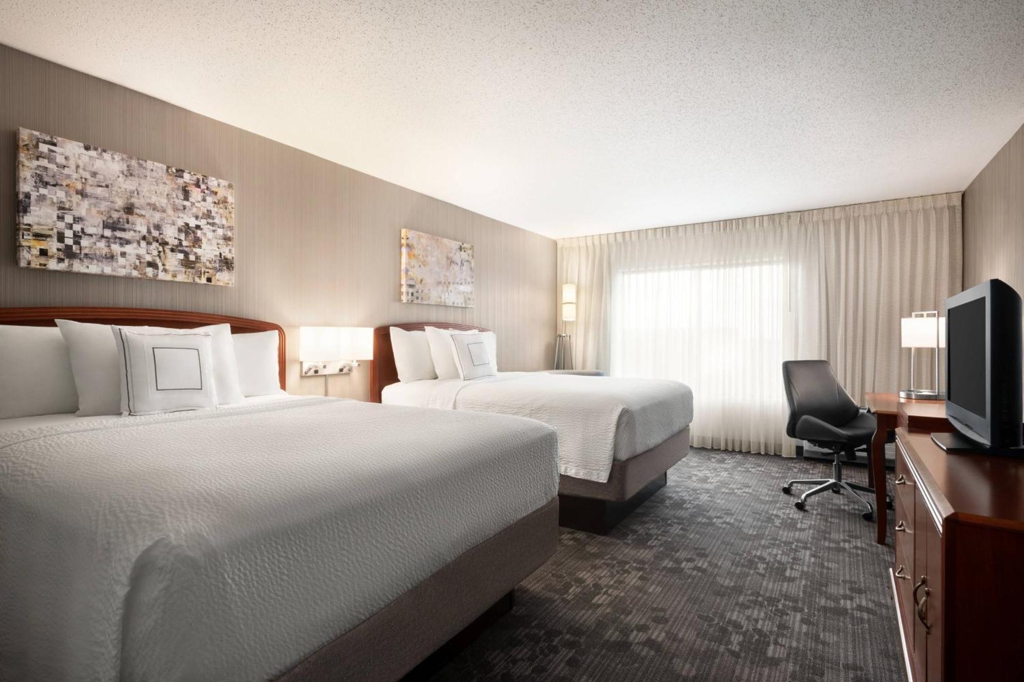 Courtyard Chicago Bloomingdale Hotel Eksteriør billede